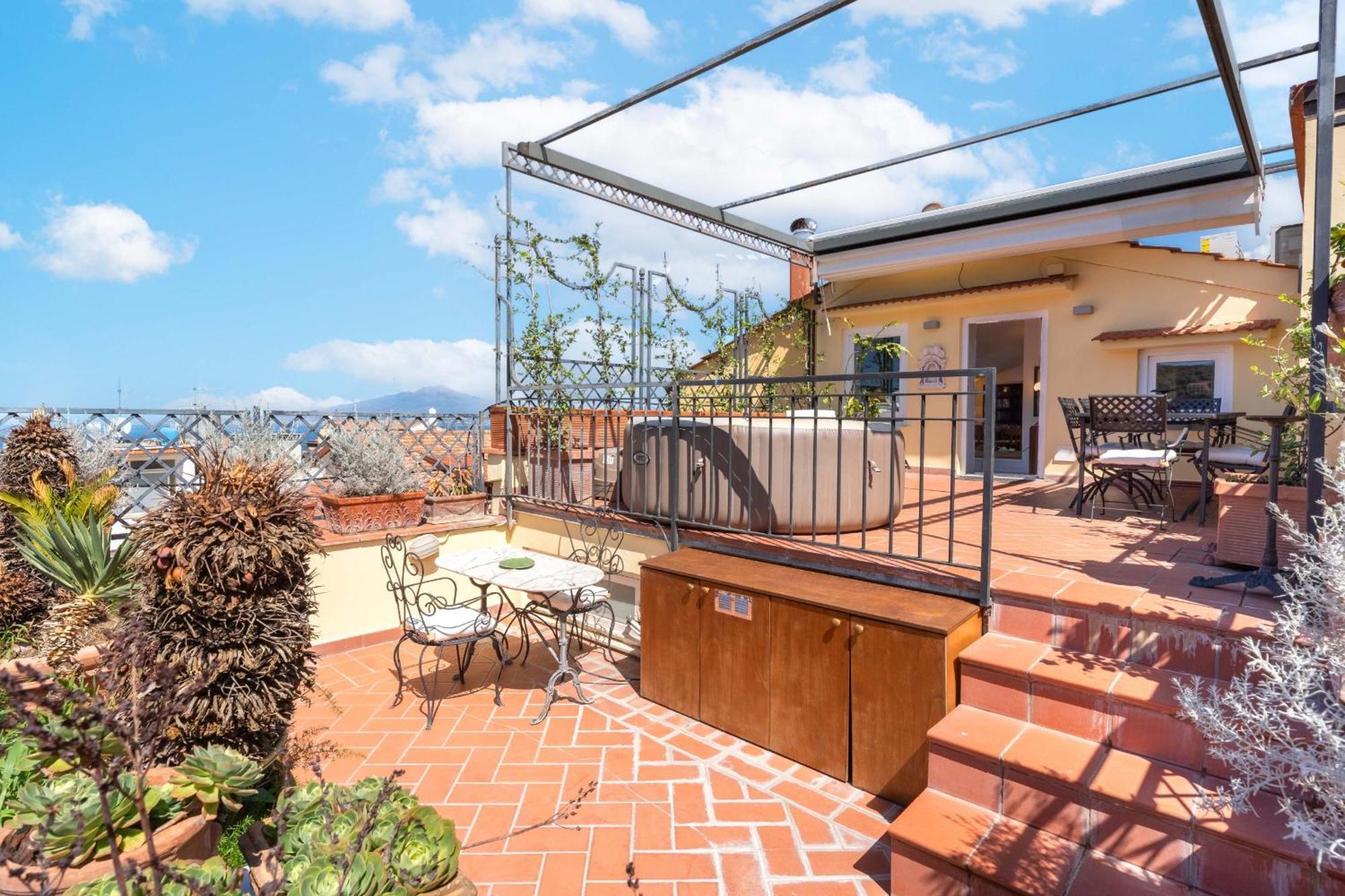 - The Roof Apartment Sorrento