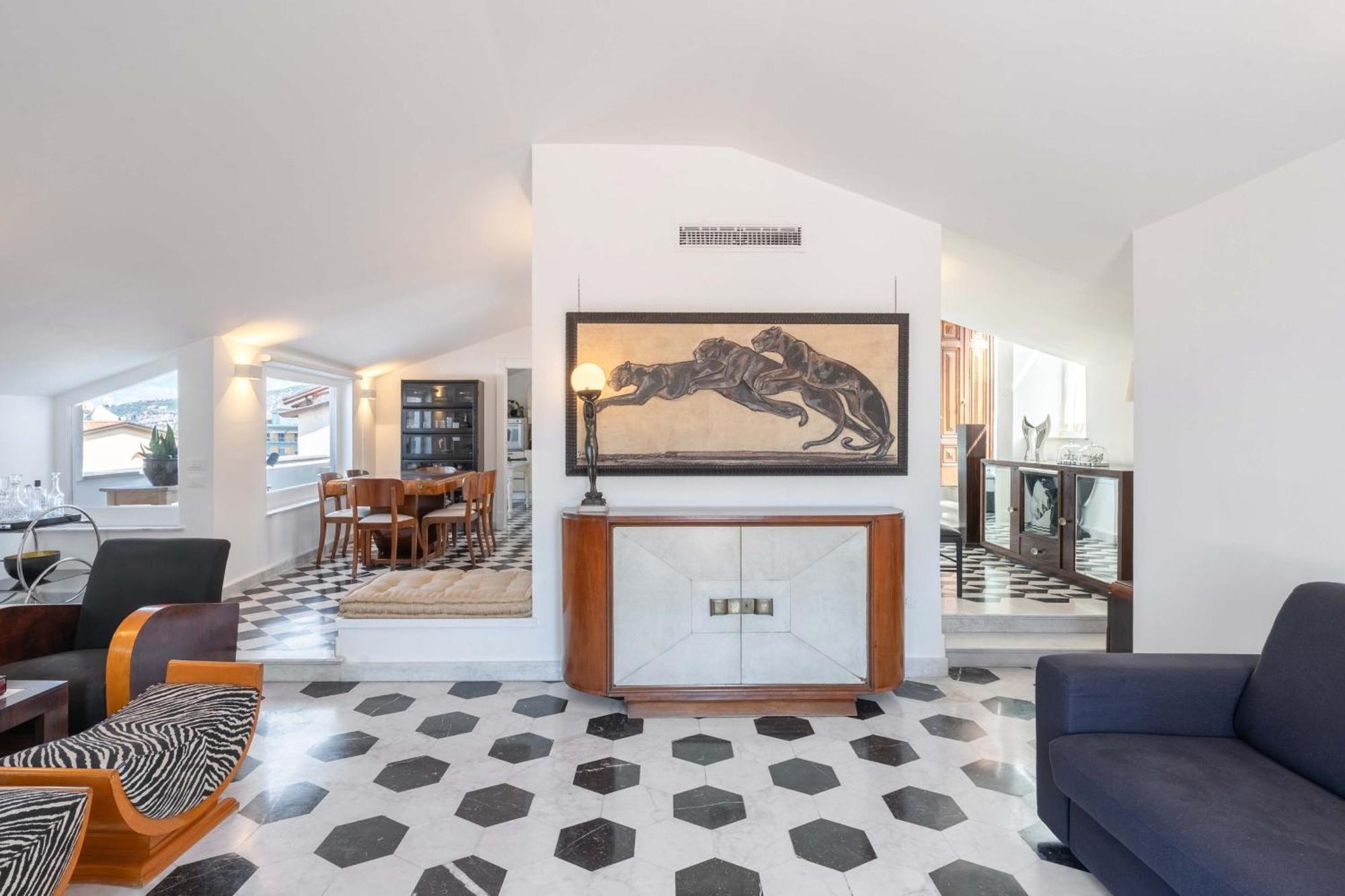 Apartment - The Roof *