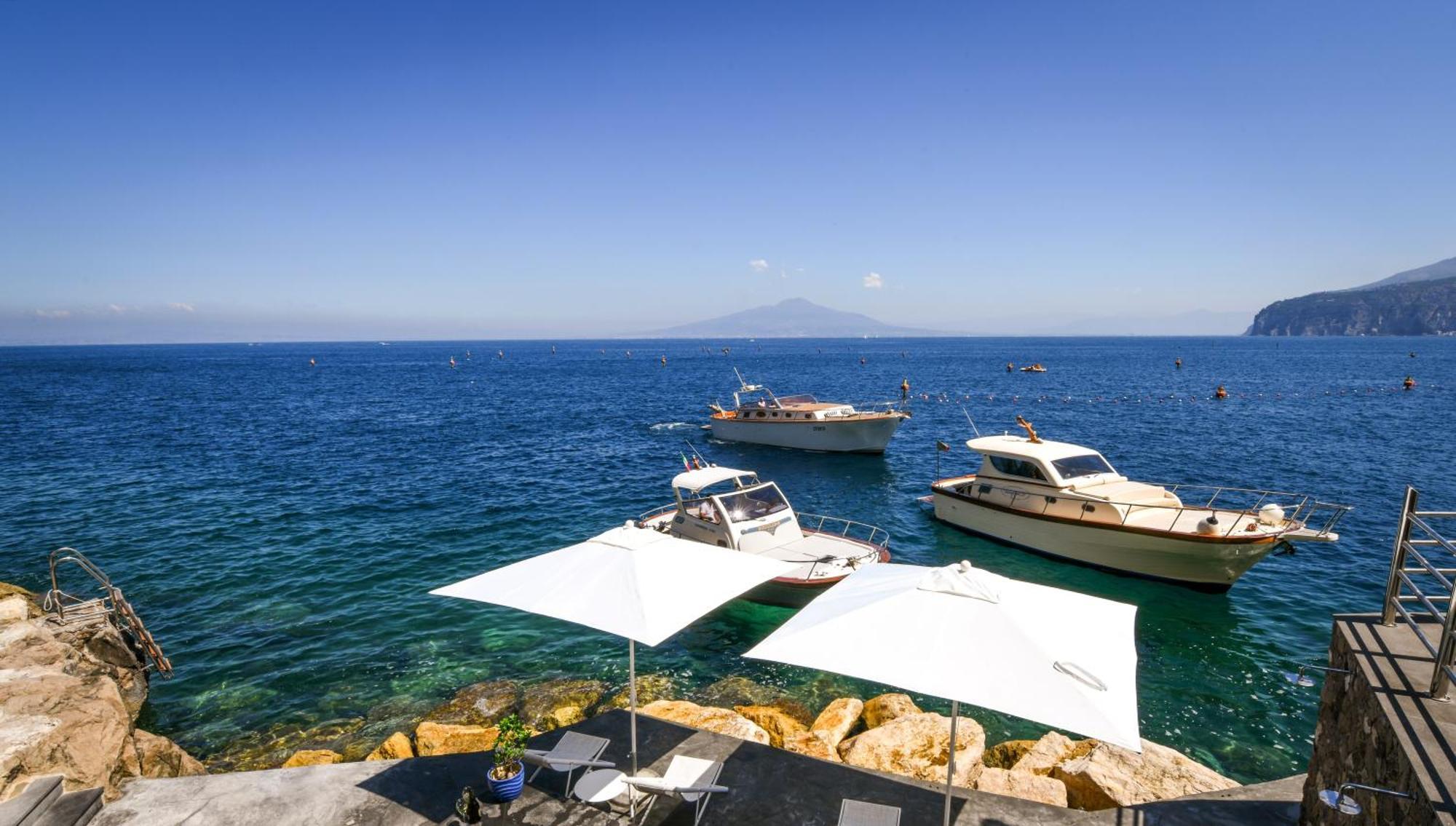 Villa My Exclusive Italy - Beachfront & Private Sea Access Sorrento