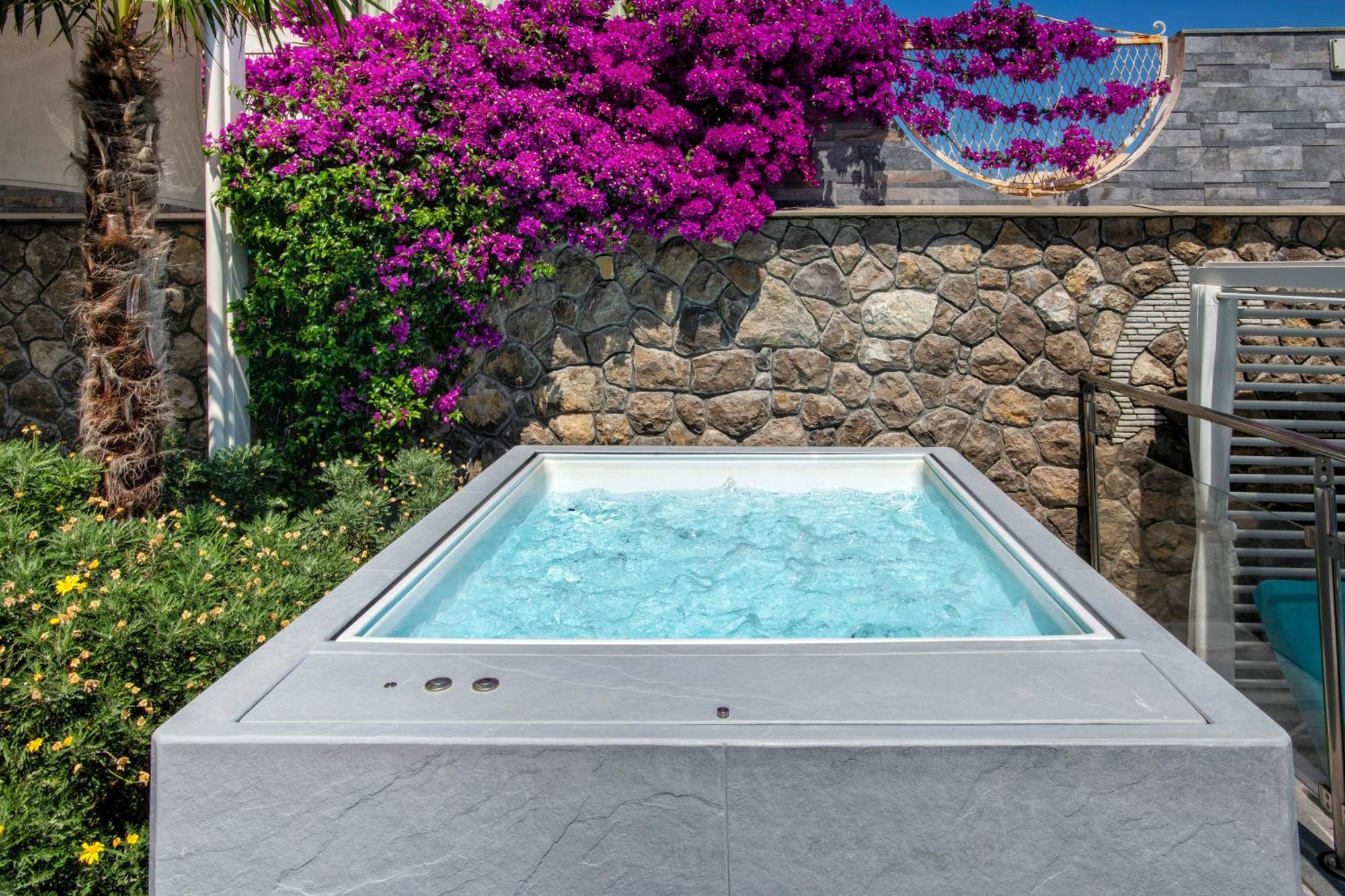 My Exclusive Italy - Beachfront & Private Sea Access * Sorrento