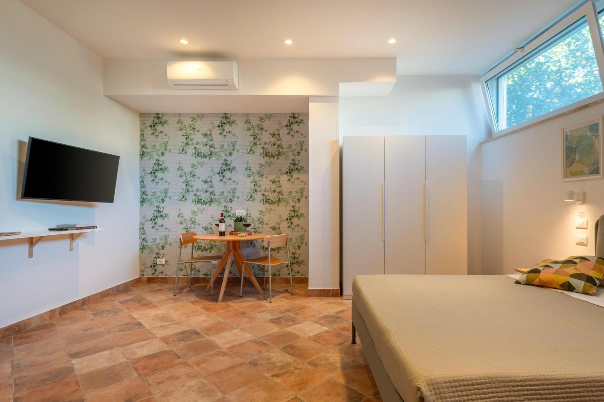 Hotel Eleni *