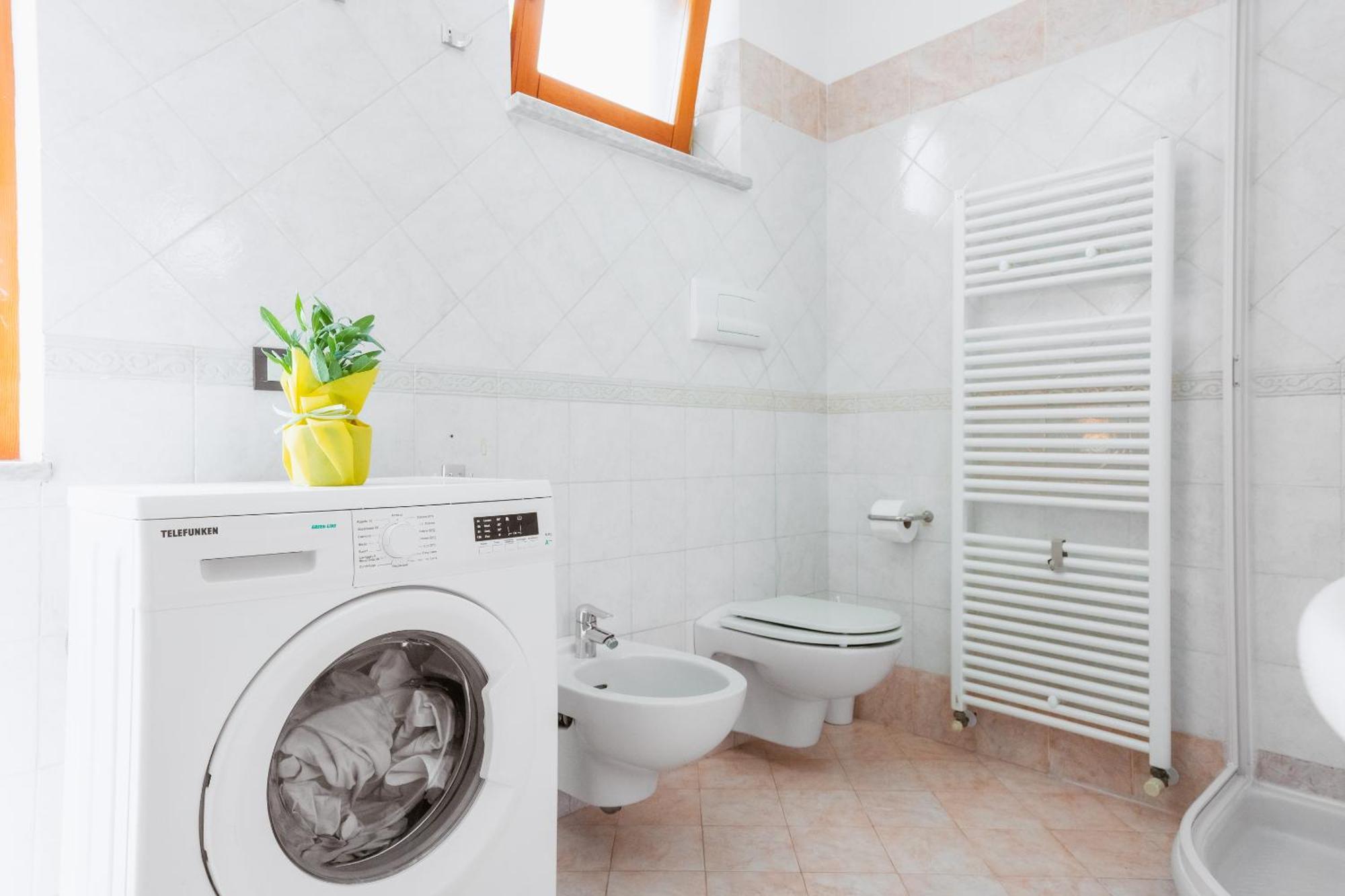 Realty Holidays - The House In The Center * Sorrento