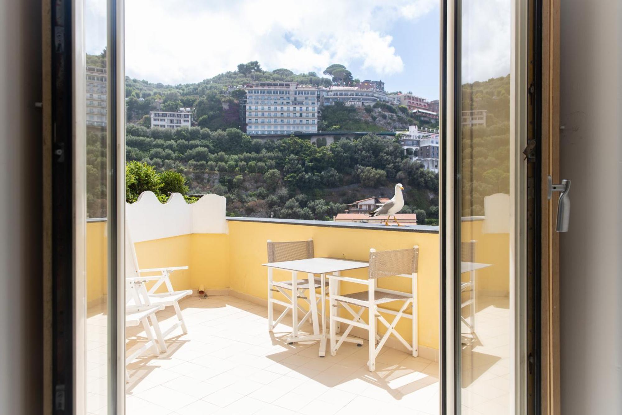 Coltur Apartment