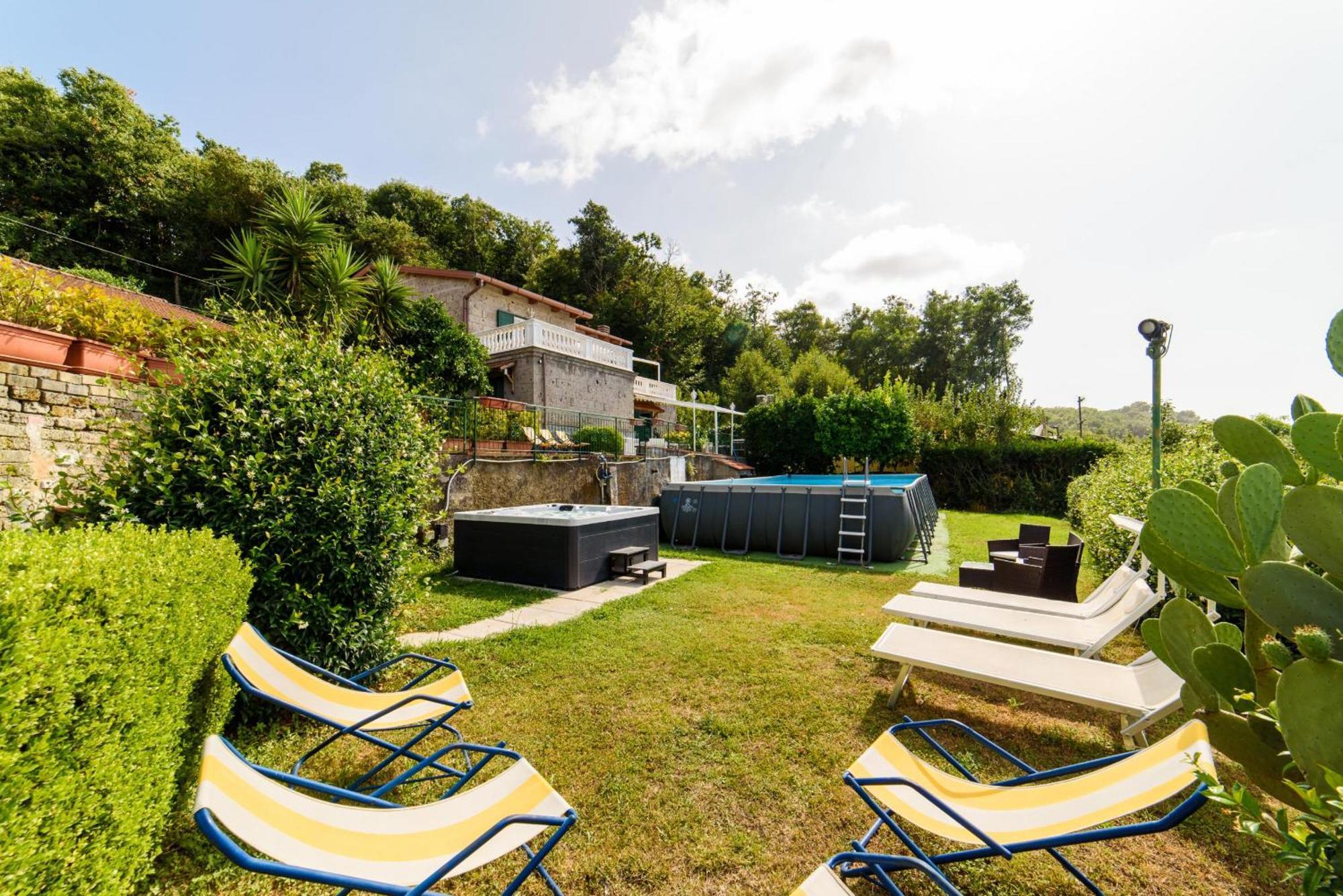 Luisa Jacuzzi And Pool Villa Sorrento