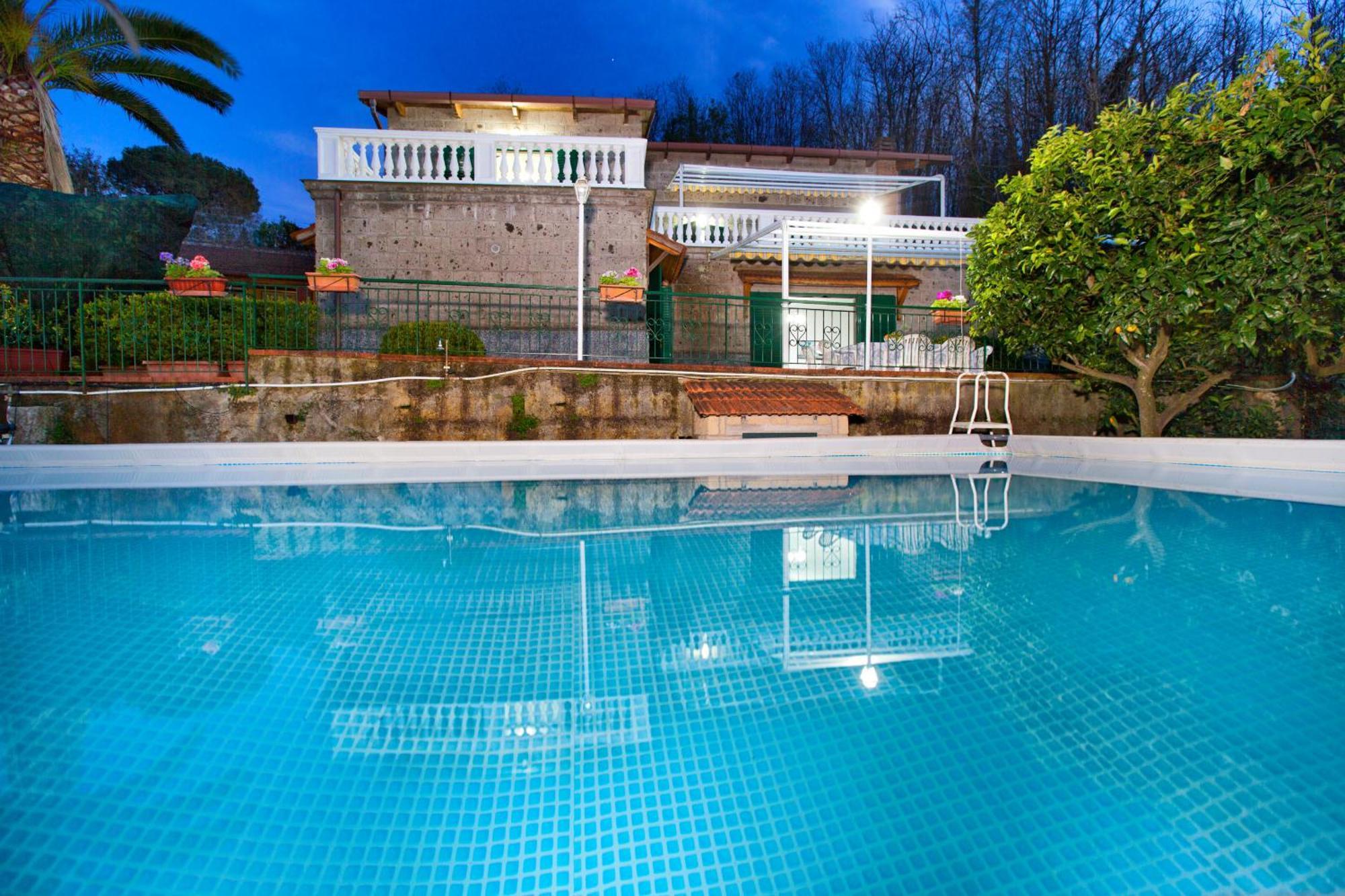 Luisa Jacuzzi And Pool Villa *
