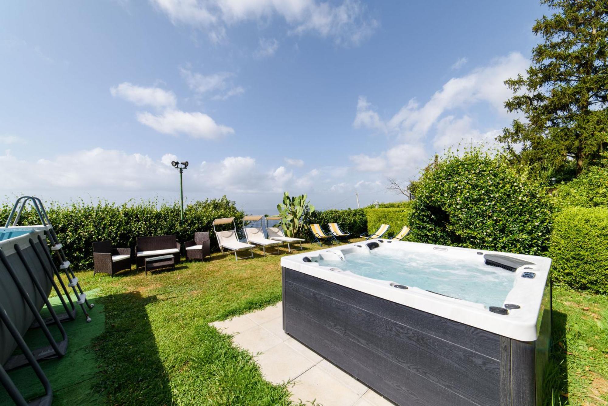Villa Luisa Jacuzzi And Pool *