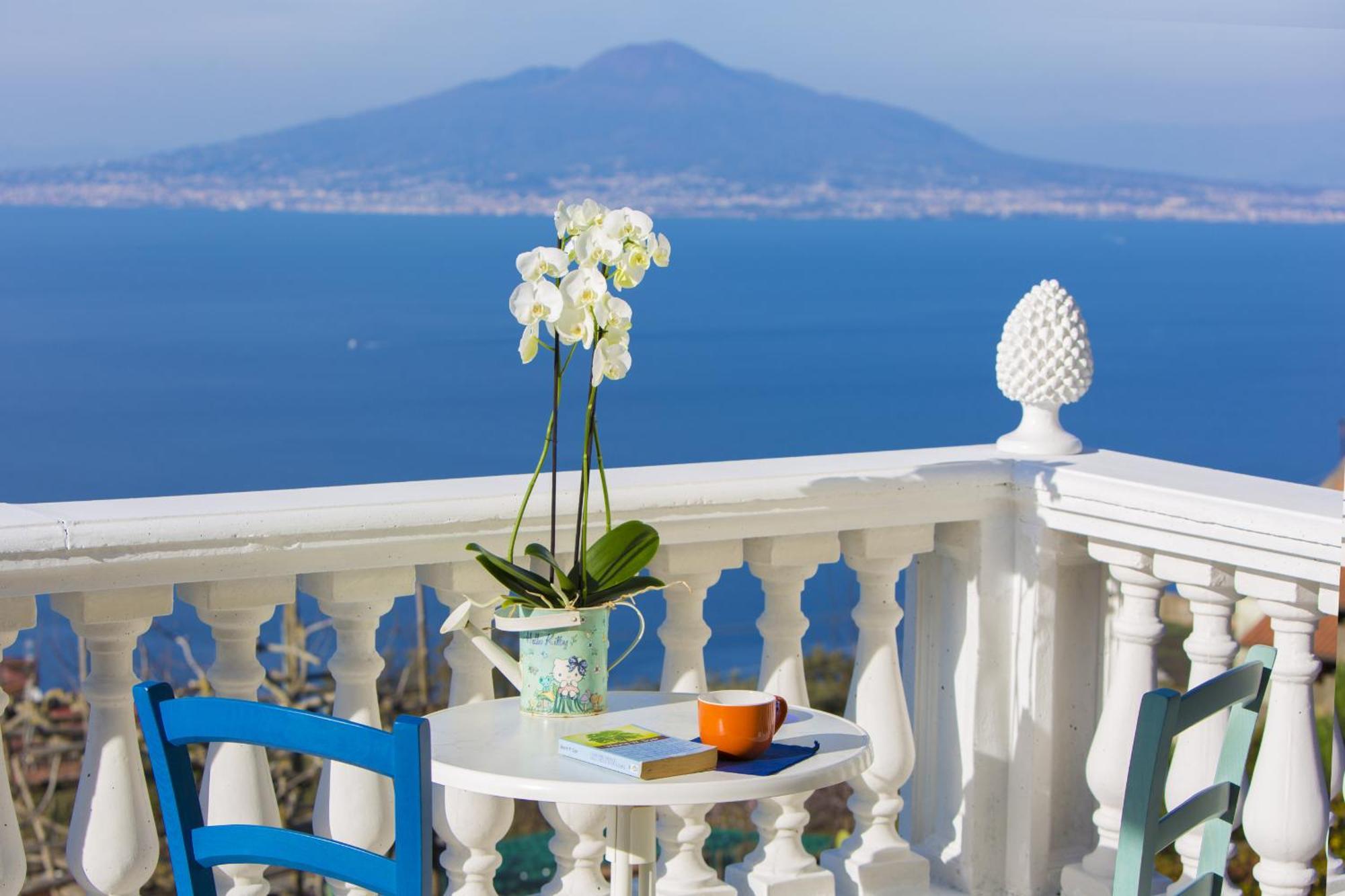 Luisa Jacuzzi And Pool Sorrento