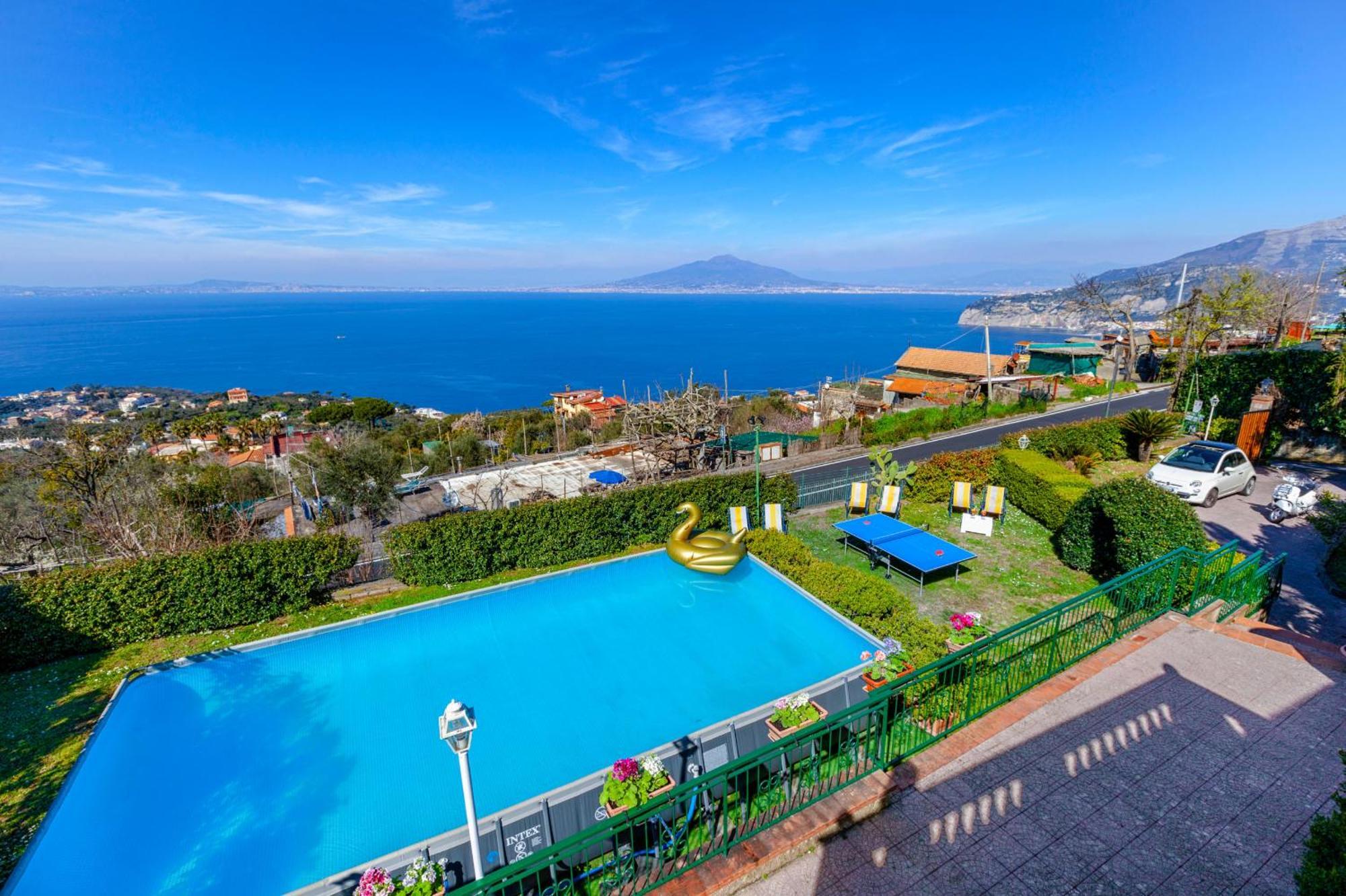 Luisa Jacuzzi And Pool Villa *