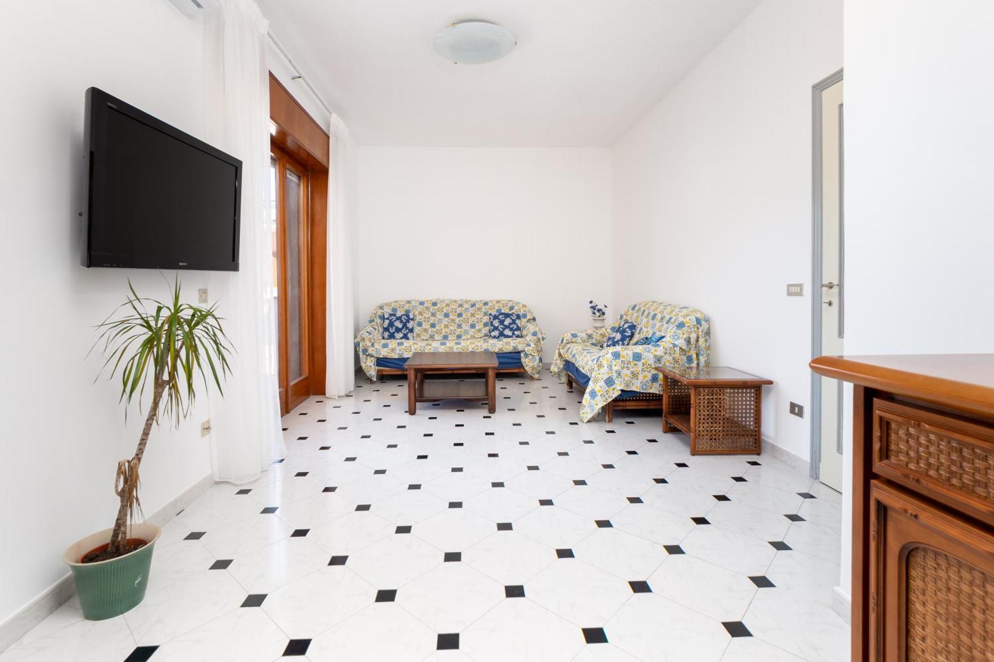 Capo Sereno - Large & Bright With Terrace Apartment *