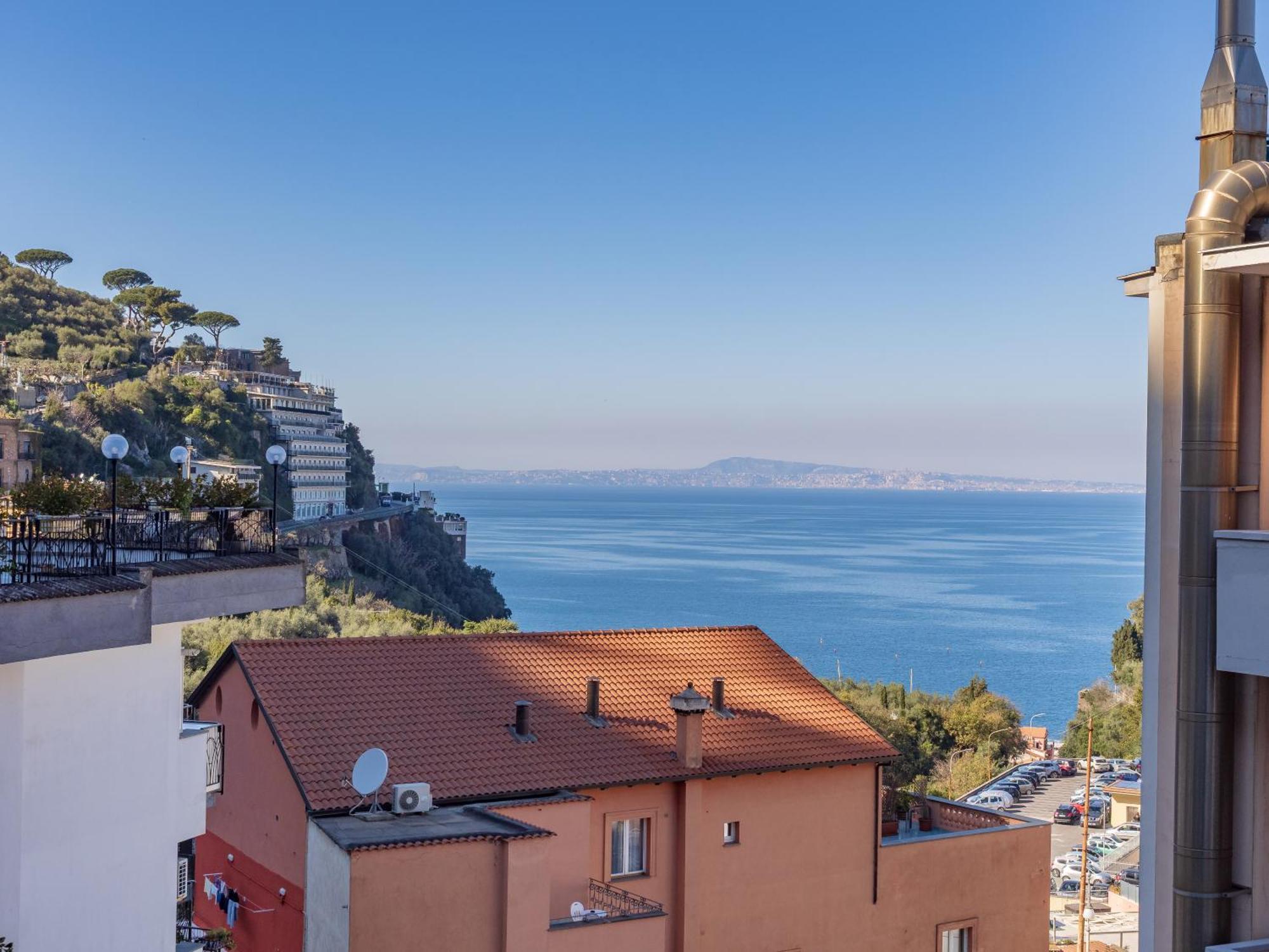 Capo Sereno - Large & Bright With Terrace Apartment *