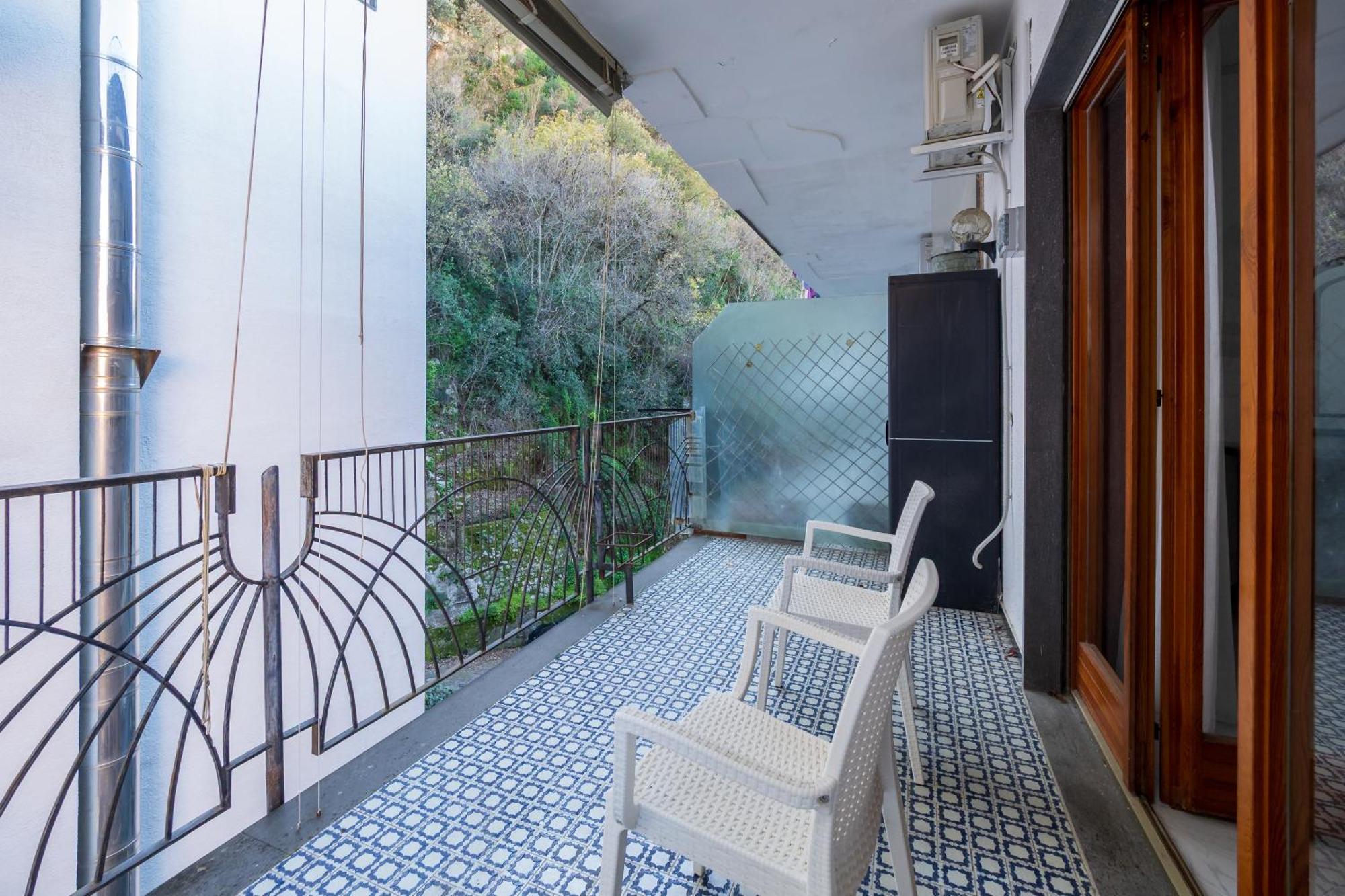 Capo Sereno - Large & Bright With Terrace Apartment *
