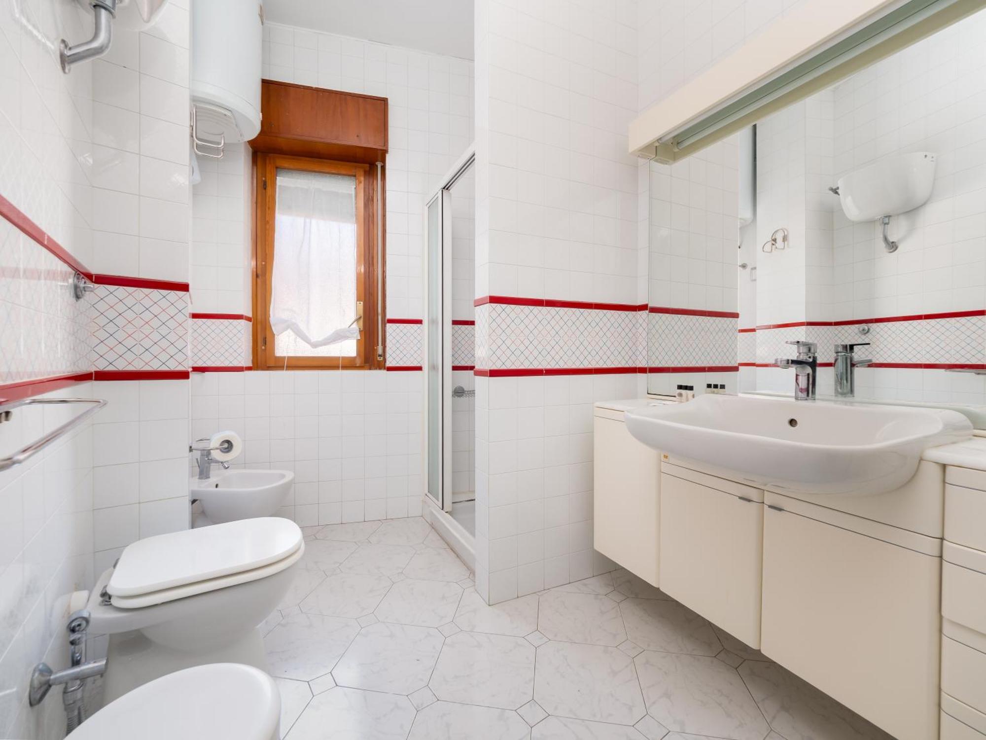 Capo Sereno - Large & Bright With Terrace Apartment *