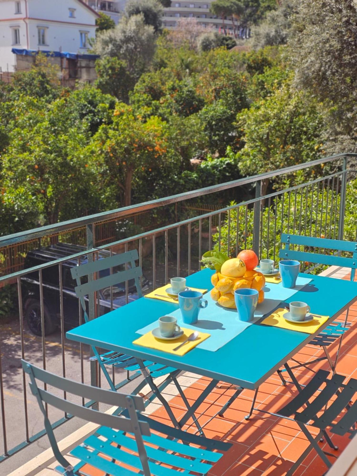 Sunny Flat * Sorrento