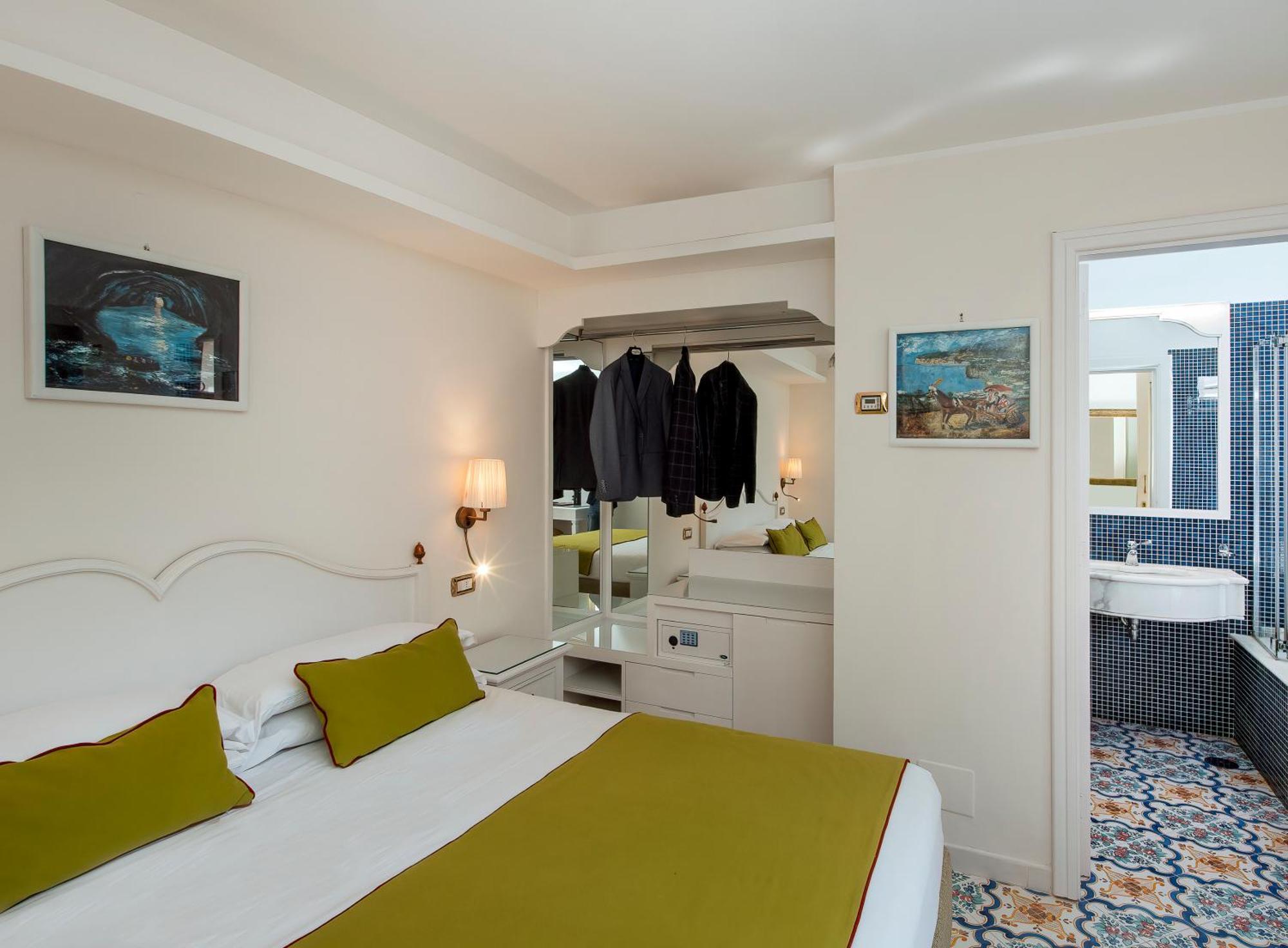 Antiche Mura 4*