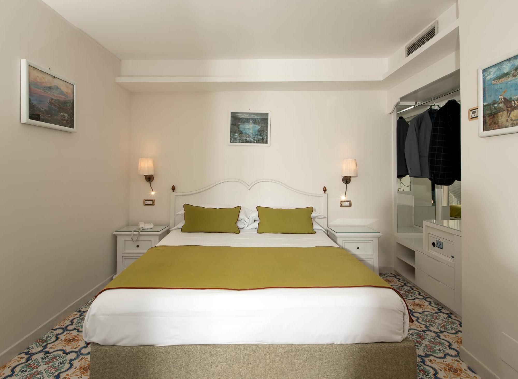 Hotel Antiche Mura