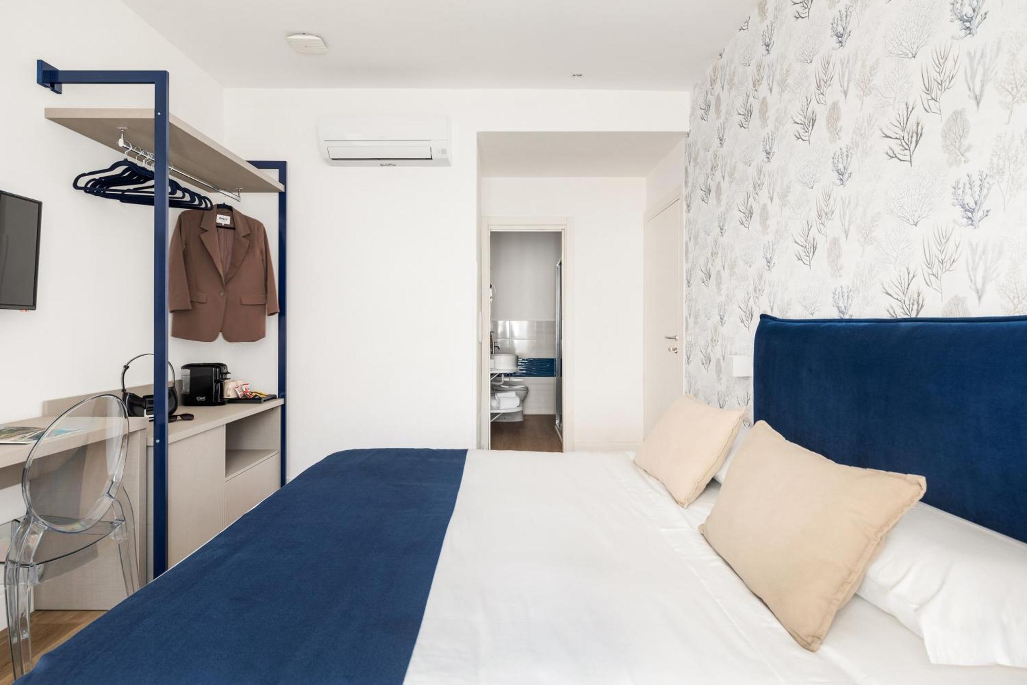 Yourhome - Blue Marina *