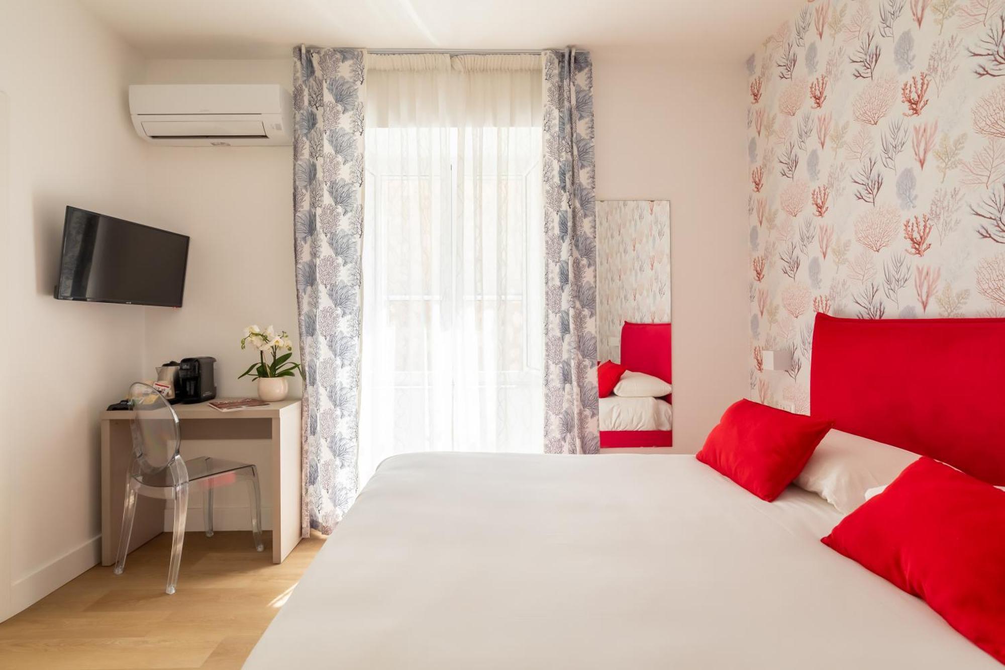 Guest house Yourhome - Blue Marina