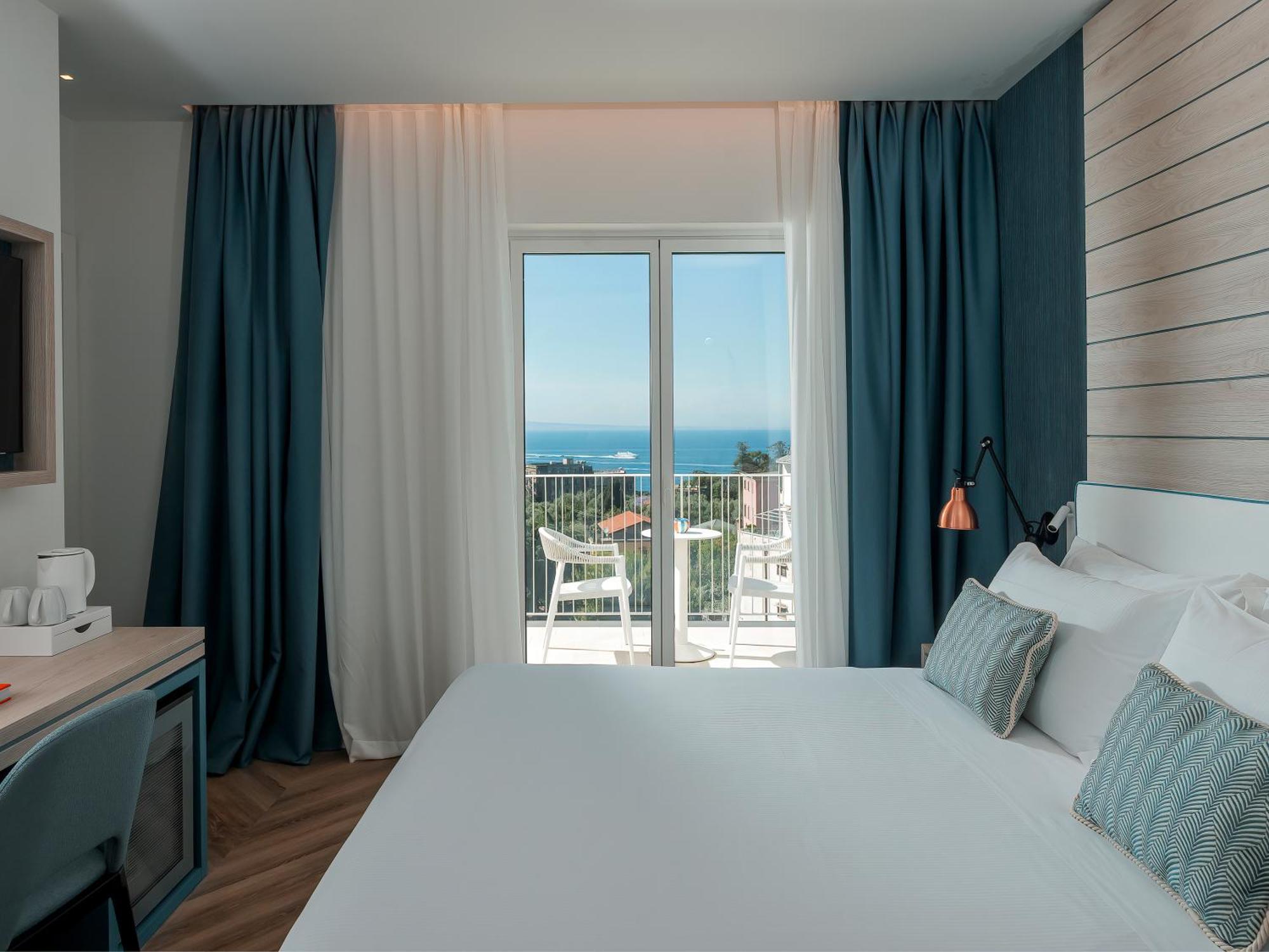 Tirrenia 3* Sorrento