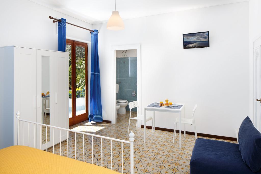 Sunshine Bed & Breakfast 3*