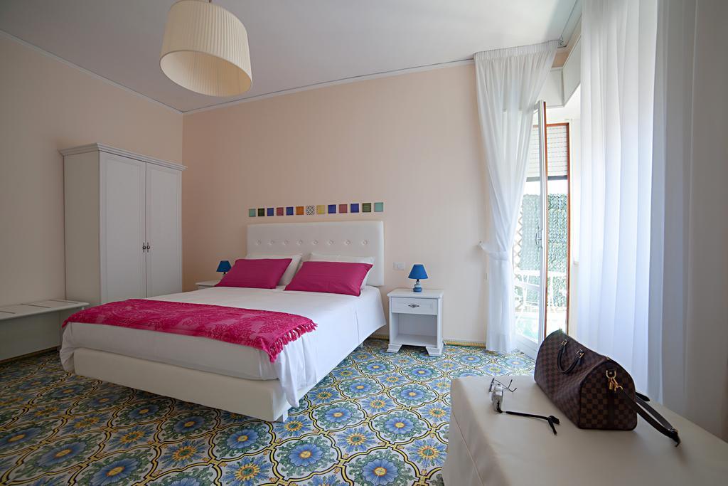 Hermes Apartment *