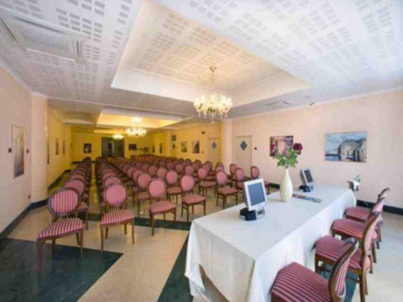 Ulisse Deluxe Sorrento