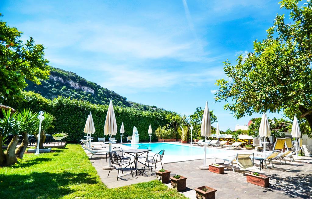 Holiday home Limoneto E Sorrento