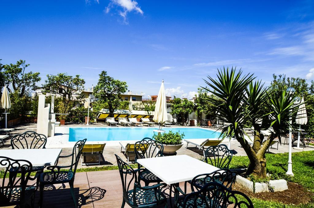 Limoneto E Holiday home *