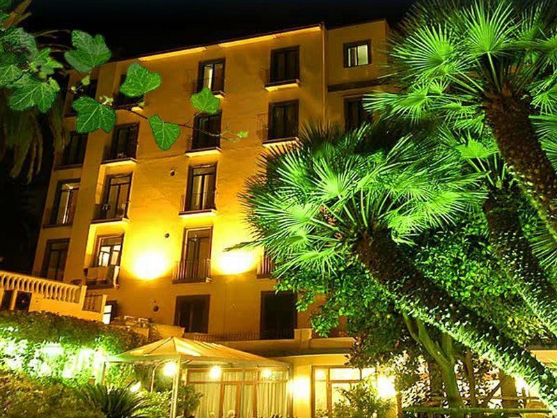 Eden 3* Sorrento