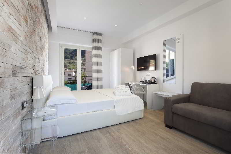 Vhome Sorrento
