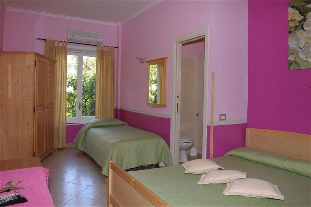 Casa Dominova De Luxe Gasthuis 2*