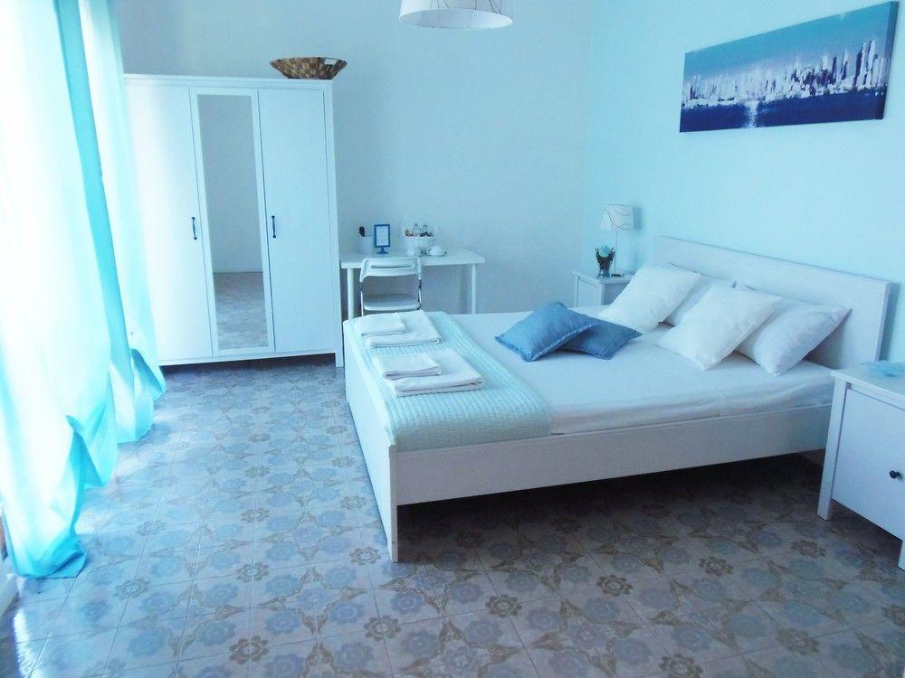 Moonlight Apartment