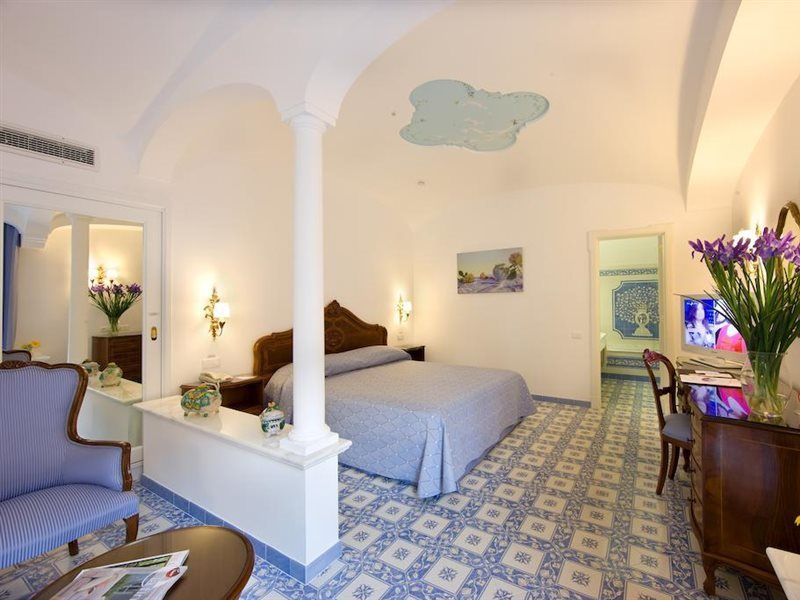 Hotel Grand La Favorita