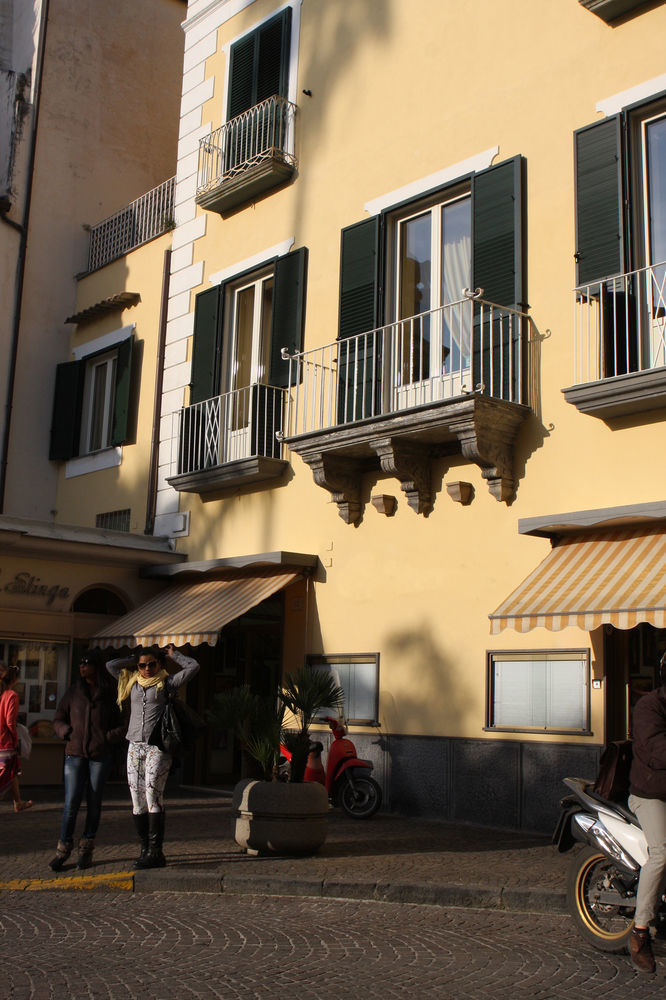 Divina House 3*