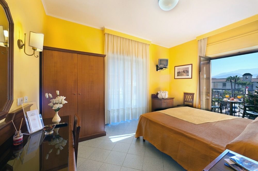 Hotel Ascot 4*