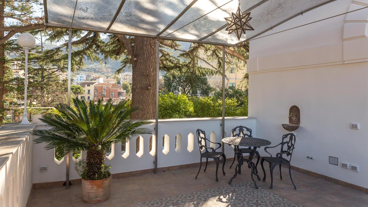 Manning Relais Sorrento