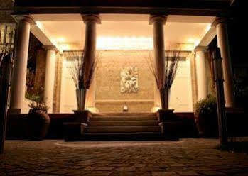 Artis Domus Relais & Guest house 3*