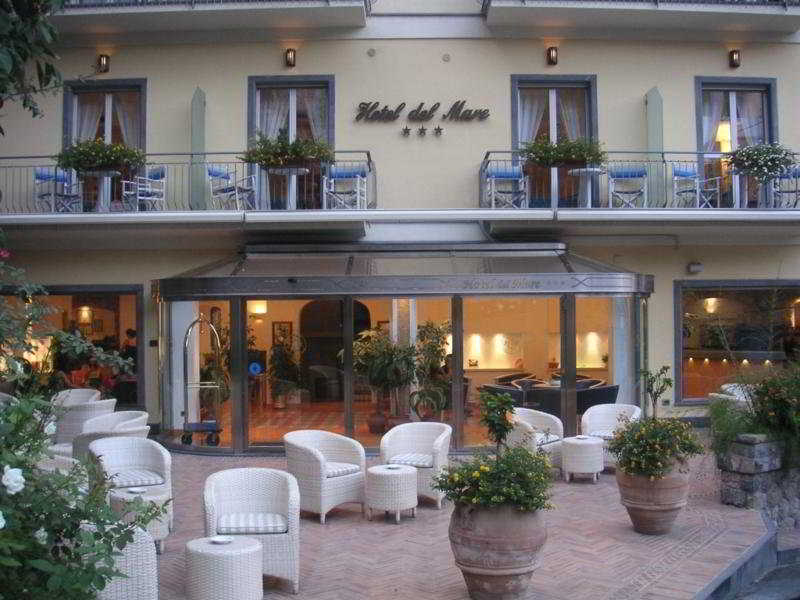 Del Mare 3*