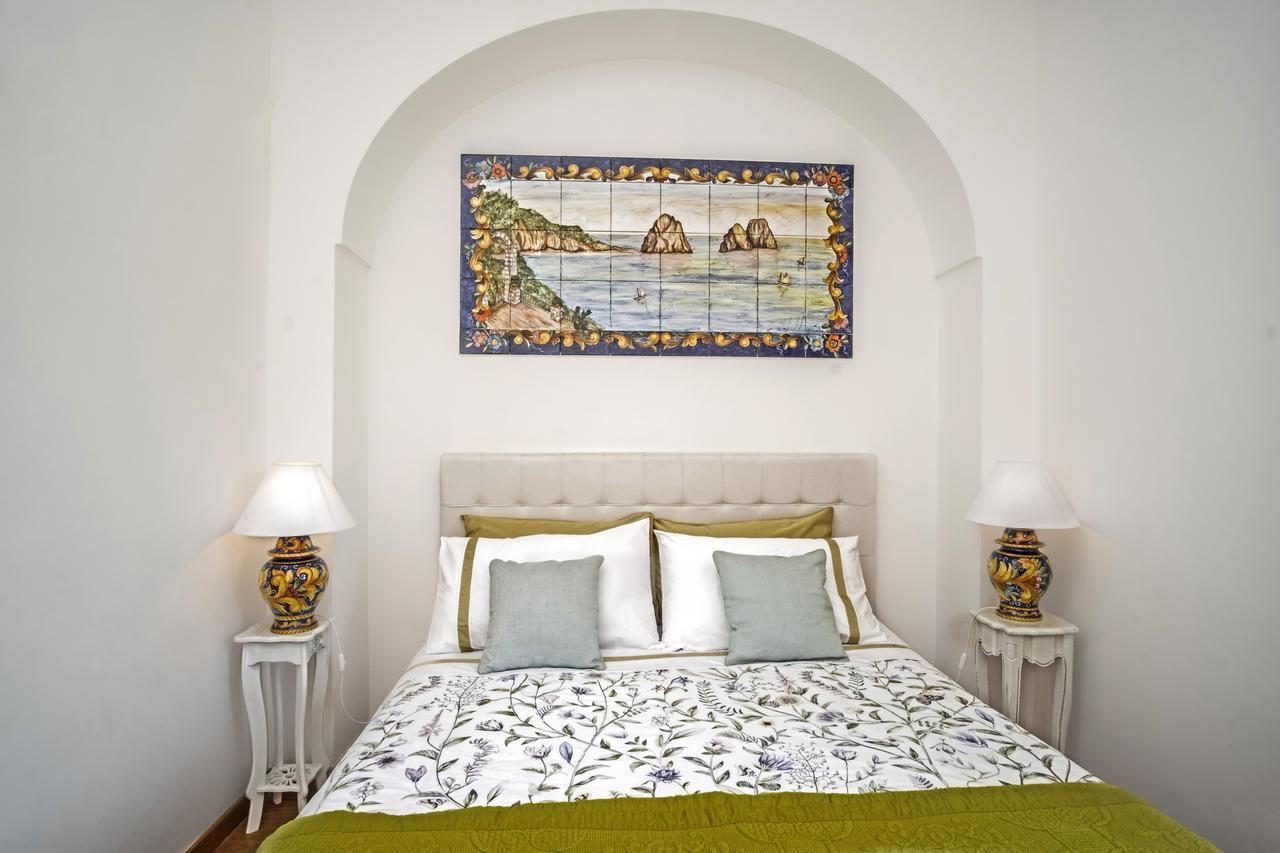 Guest house Faraglioni Di 2*