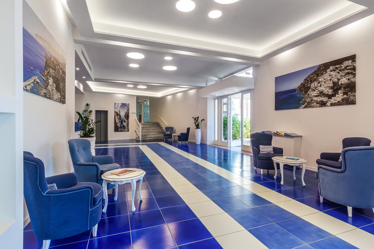 Metropole Hotel