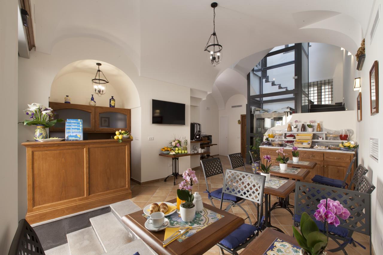 Palazzo Delle Grazie 2* Sorrento