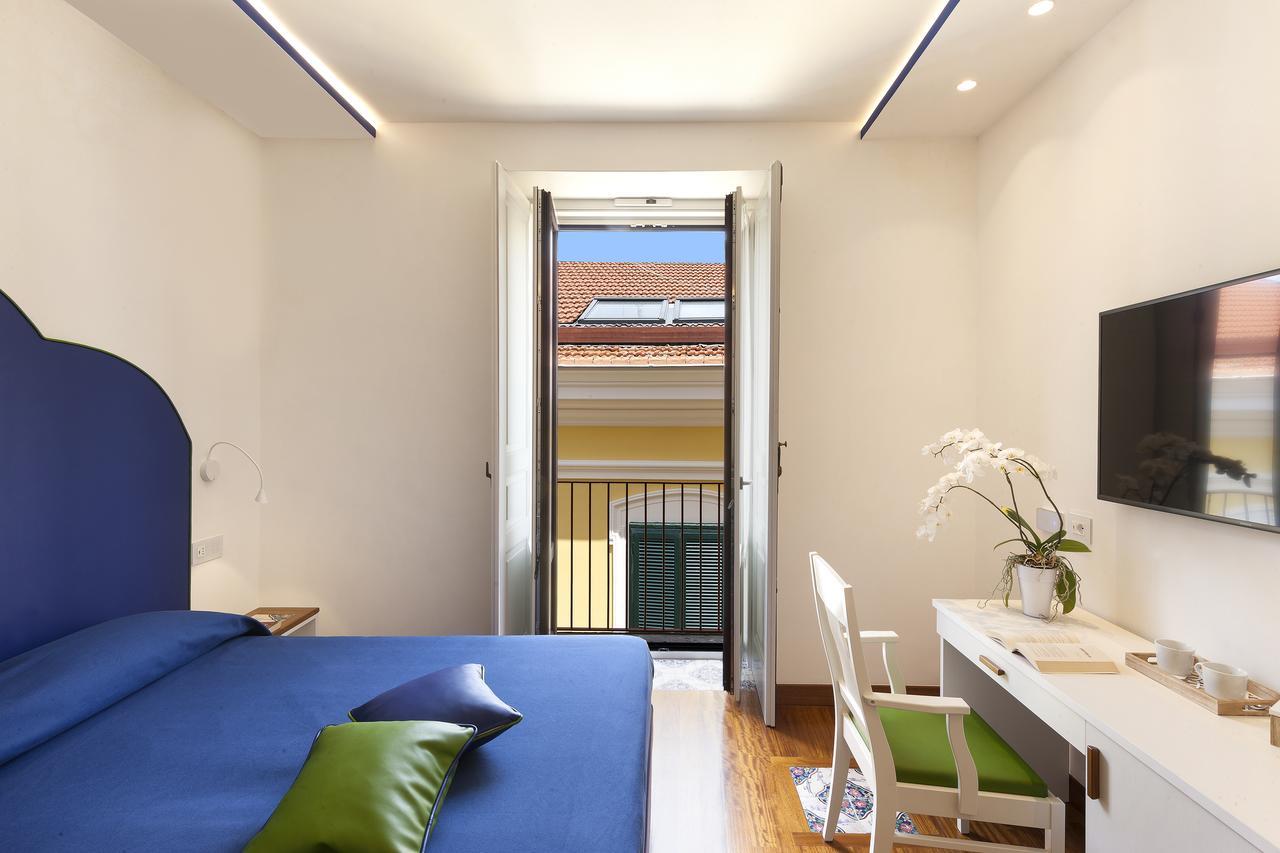 La Casa Dell'orologio - Main Square Guest house 2*