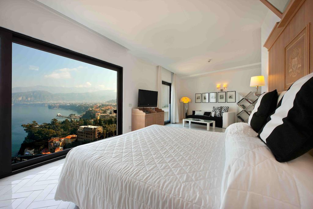 Hotel Bristol 4*