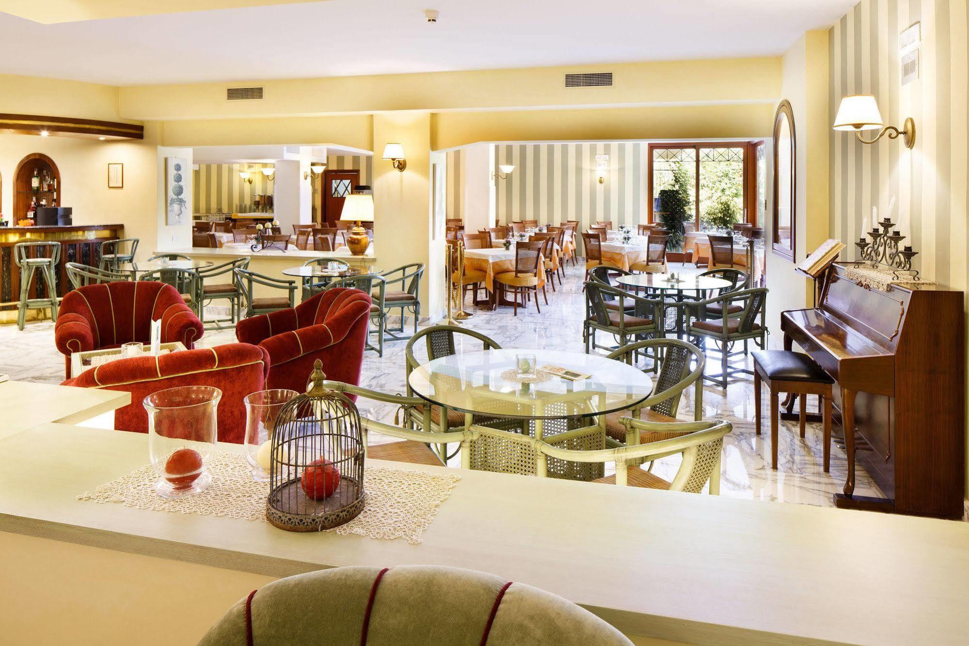 Girasole Hotel