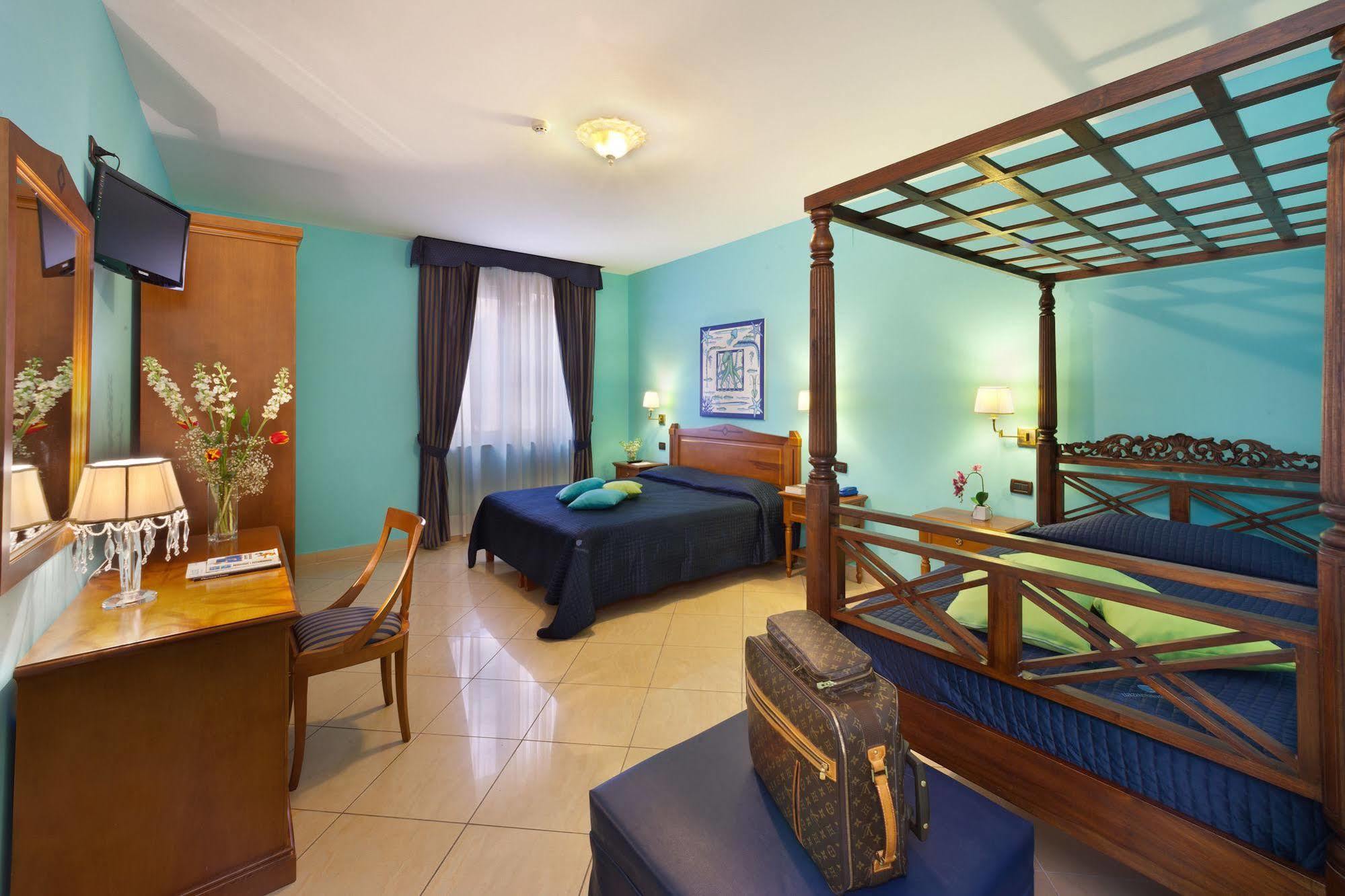 Ulisse Deluxe 3* Sorrento