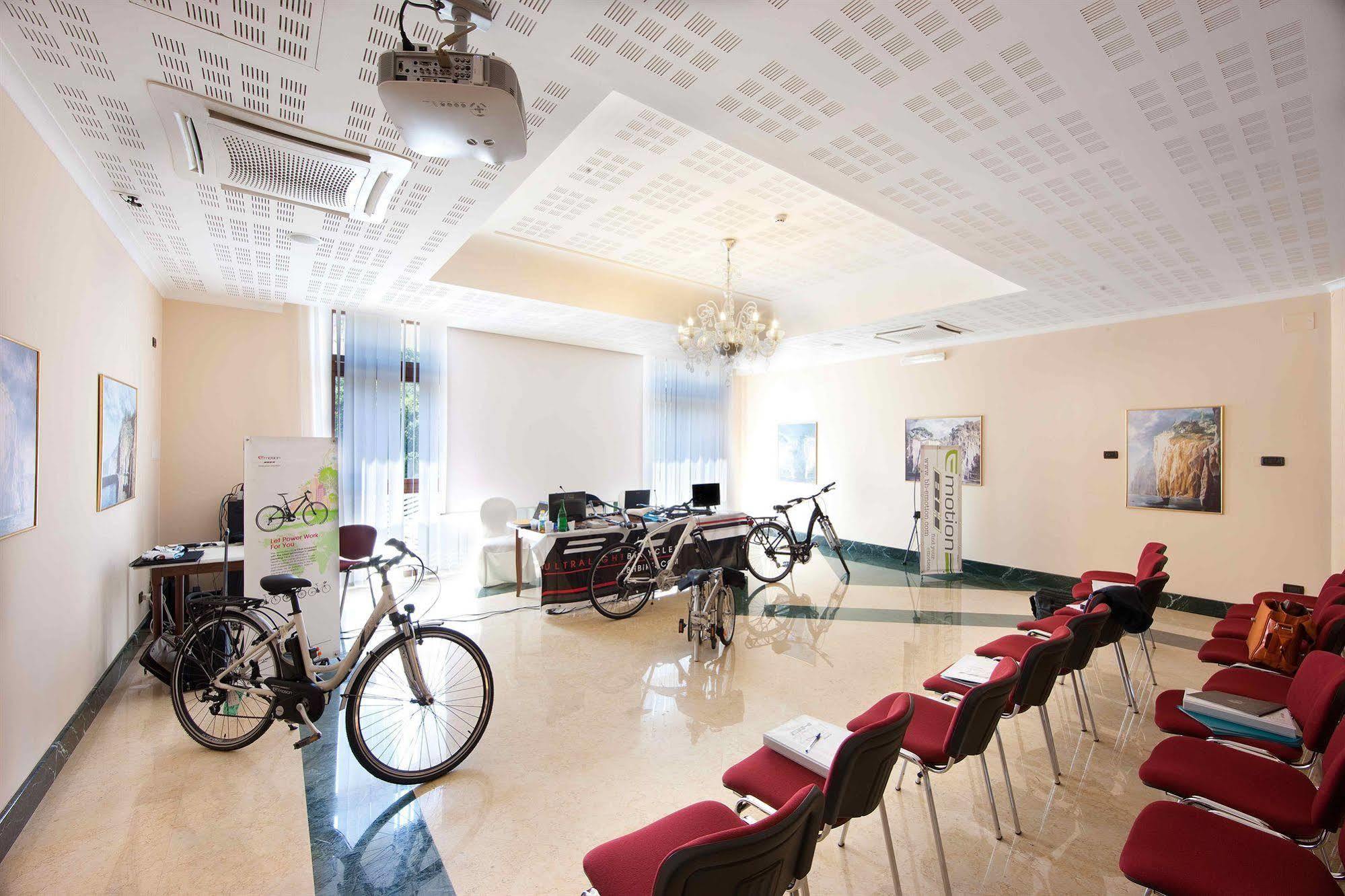 Ulisse Deluxe Hotel