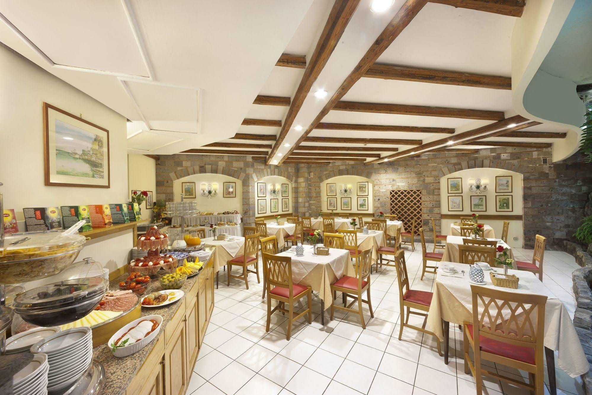 Del Mare Hotel 3*