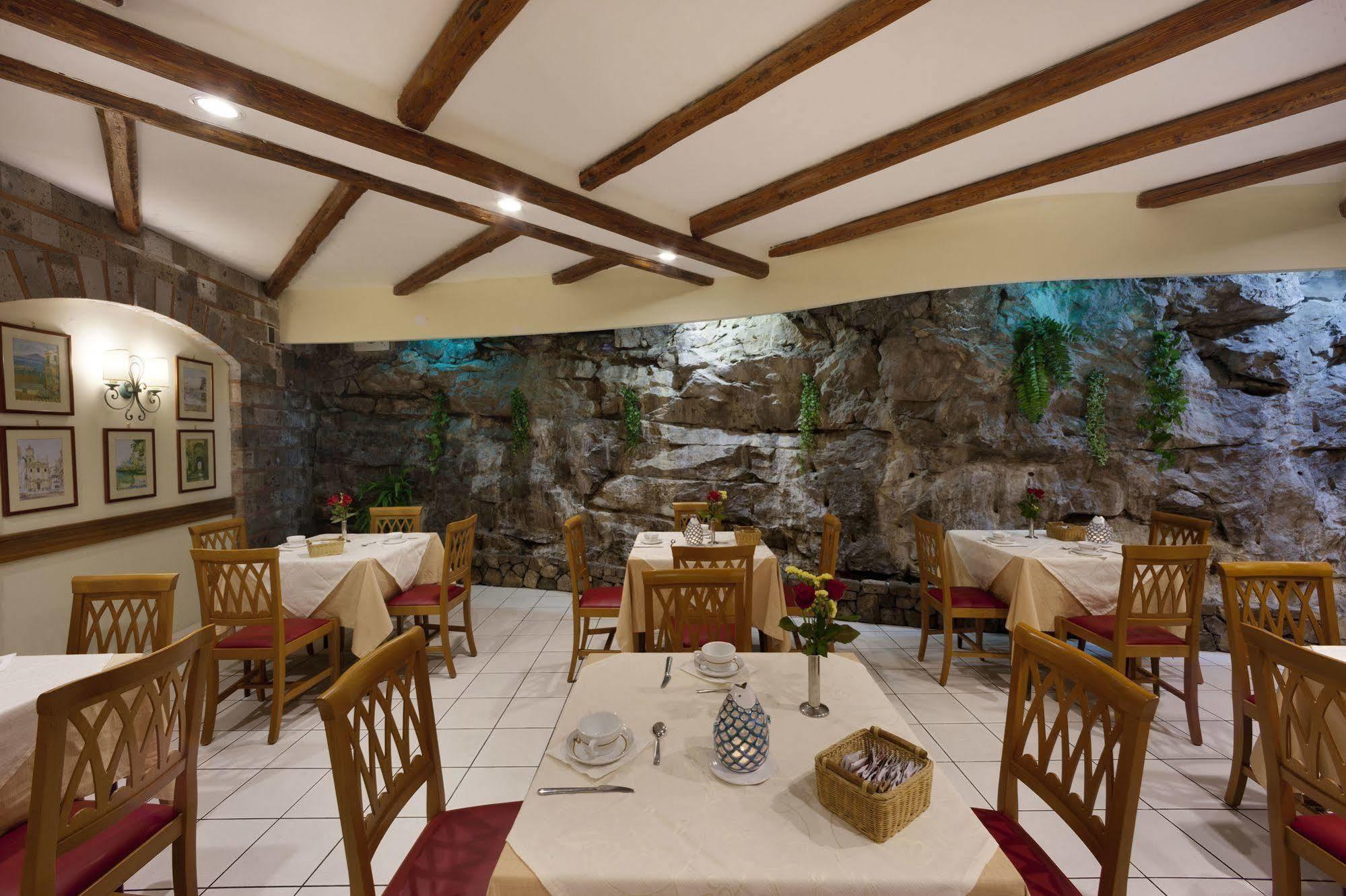 Del Mare Hotel