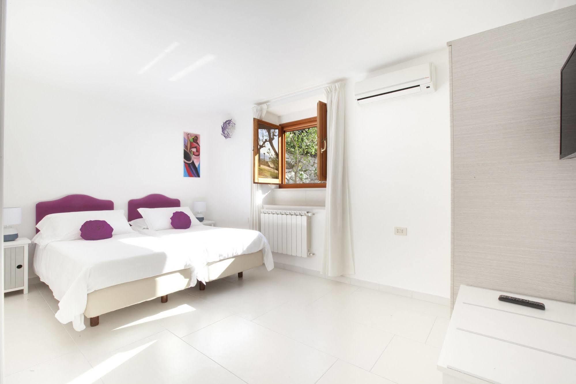 Acomodação com café da manhã  Oriana Relais Sorrento