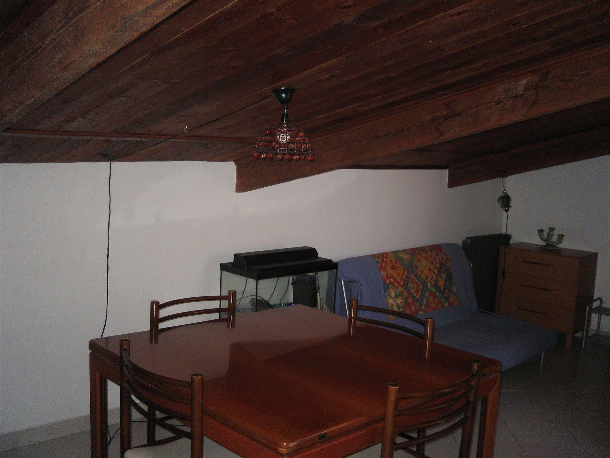 Hotel Alambra *