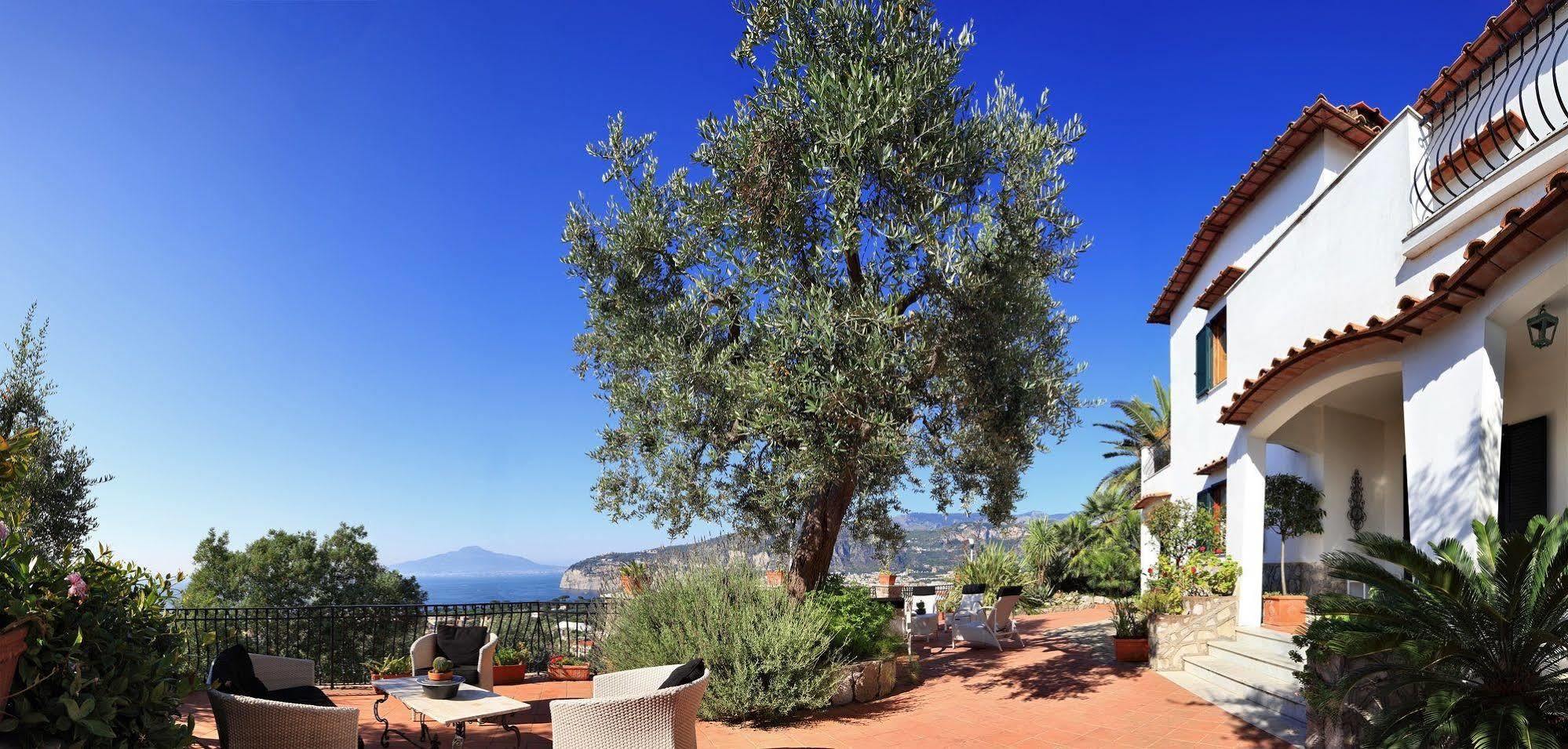 M Sorrento